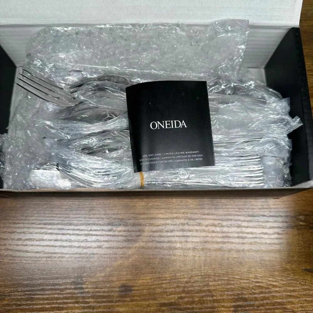 Oneida avery 90